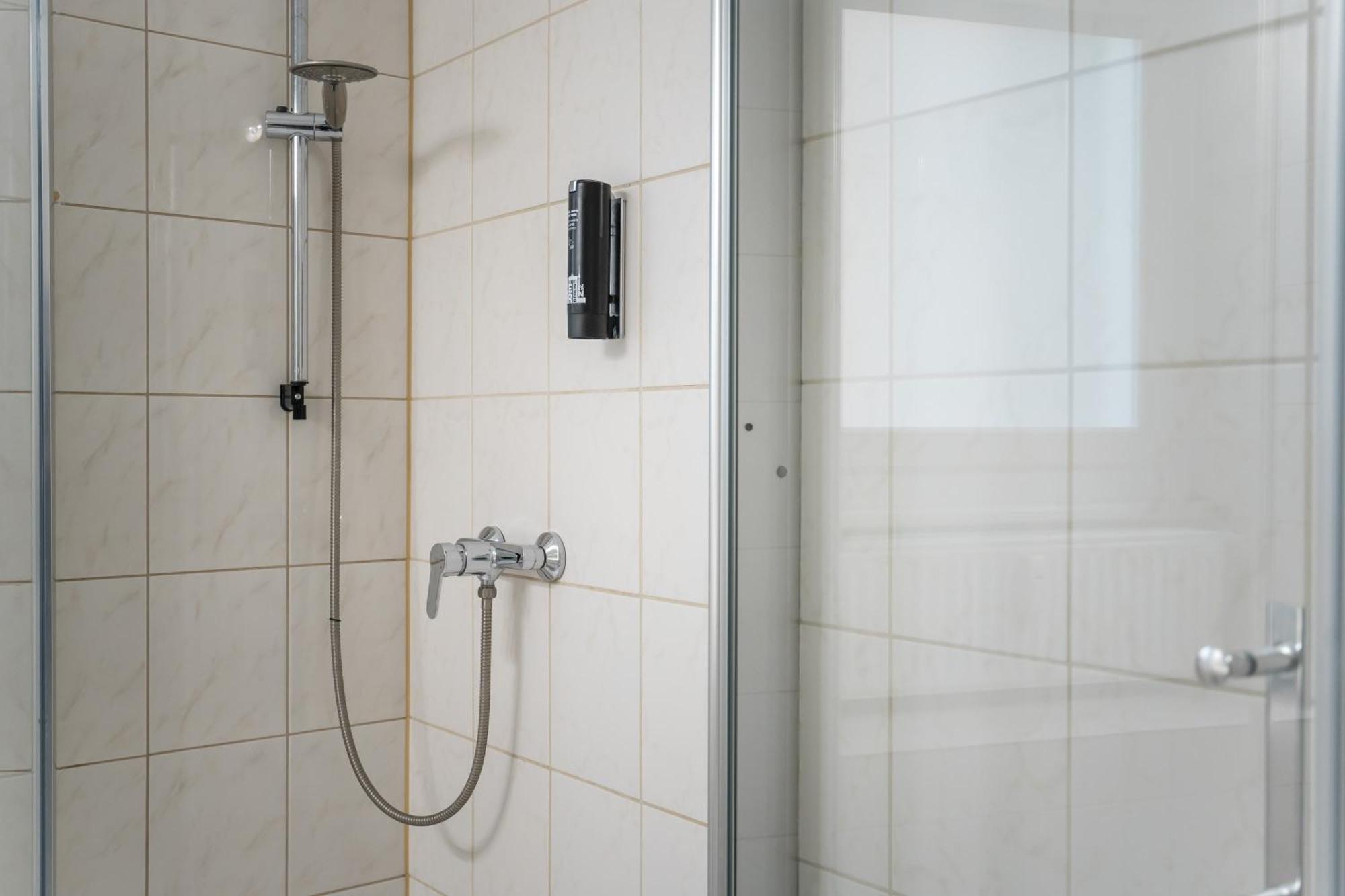 Spacious Family Apartment With 2 Bedrooms ベルリン エクステリア 写真